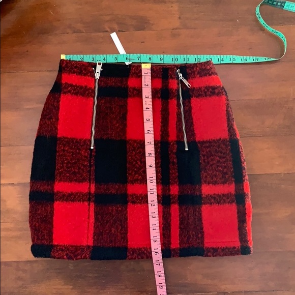 ASOS Buffalo Plaid Check zippier detail skirt - Picture 4 of 7